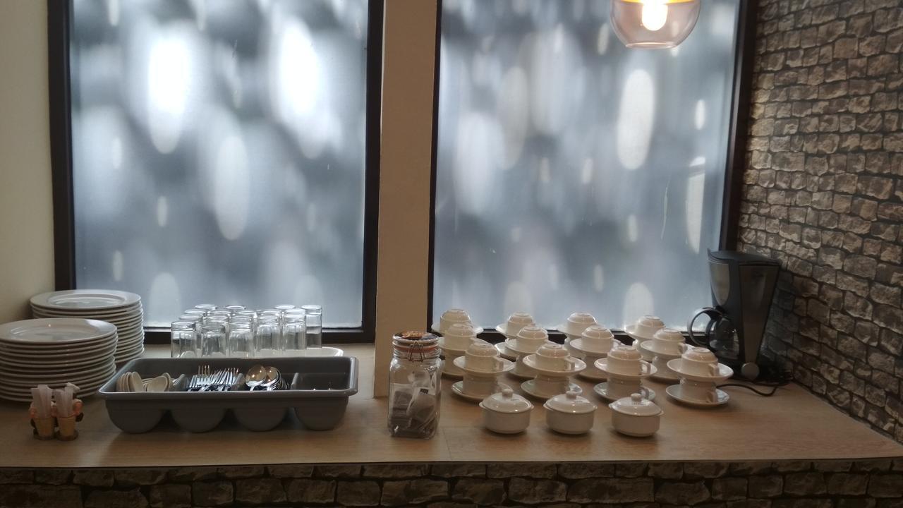 Kitara Hotel Jakarta Eksteriør billede