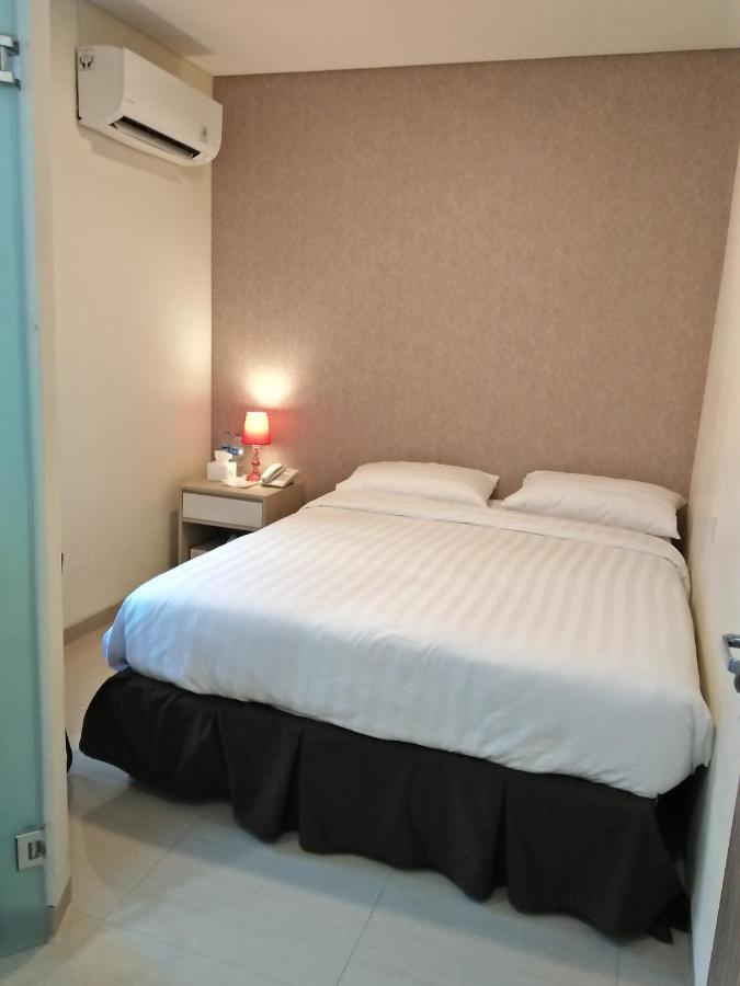 Kitara Hotel Jakarta Værelse billede